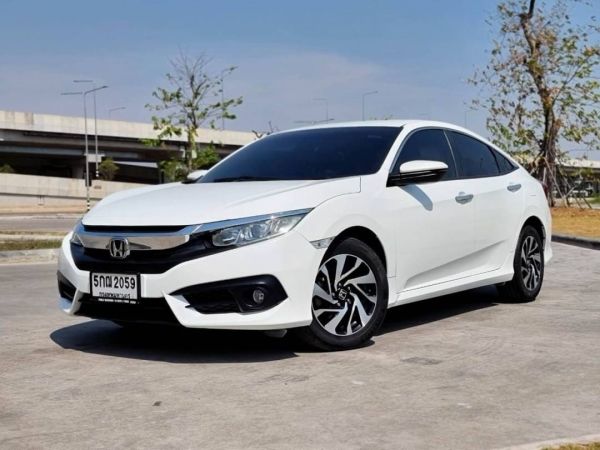 2016 HONDA CIVIC, 1.8 EL Auto สีขาว รถบ้านสวยๆ